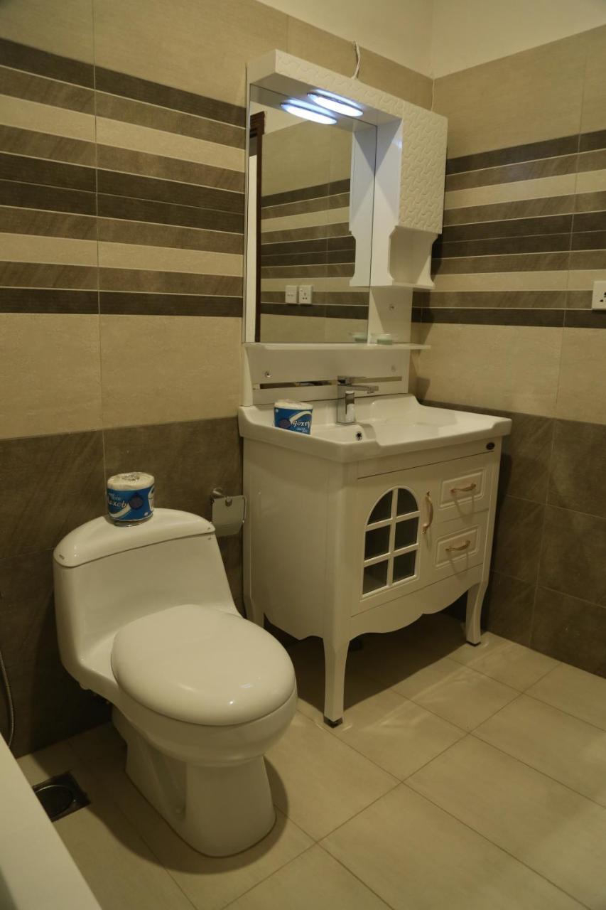 Royal Grace Guest House Iszlámábád Kültér fotó